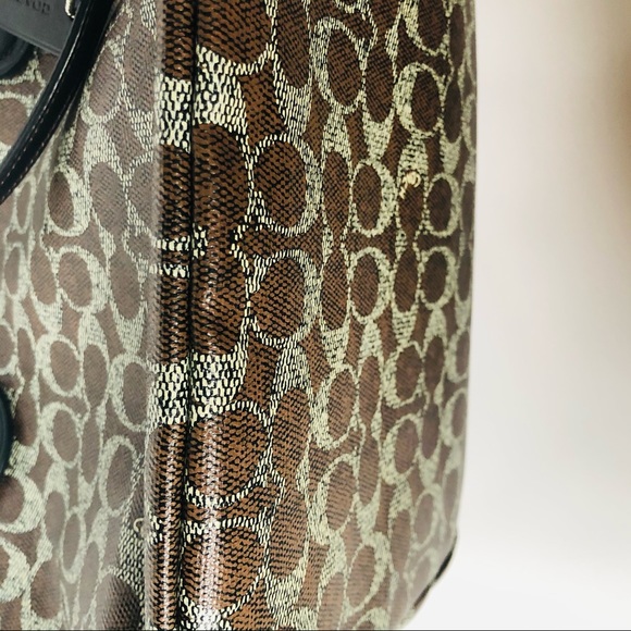 NWT Coach Signature Tote w/cosmetic bag - Picture 8 of 11